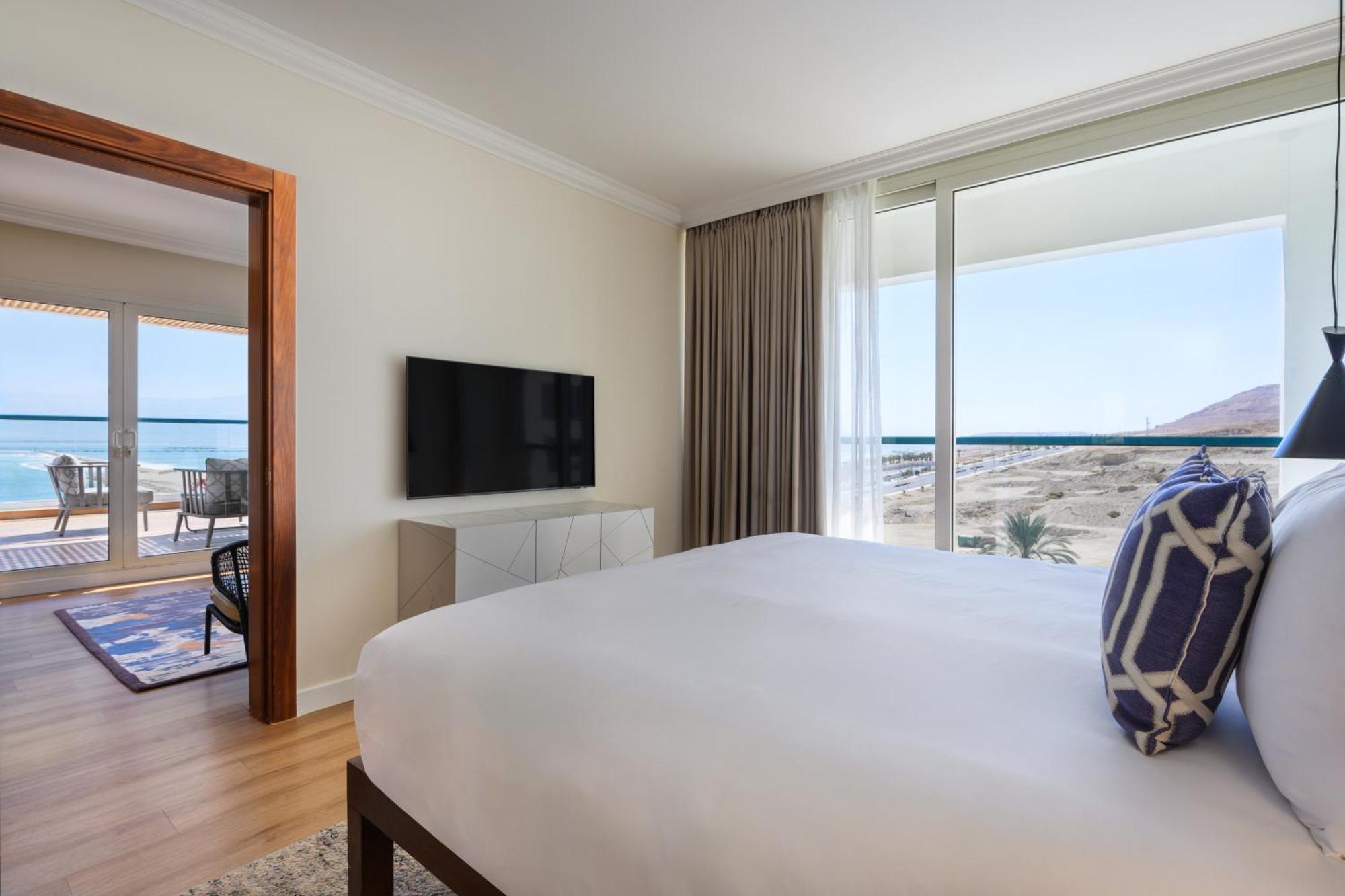 Nevo By Isrotel Collection Ein Bokek Luaran gambar A bedroom at the Hilton Sharm El Sheikh