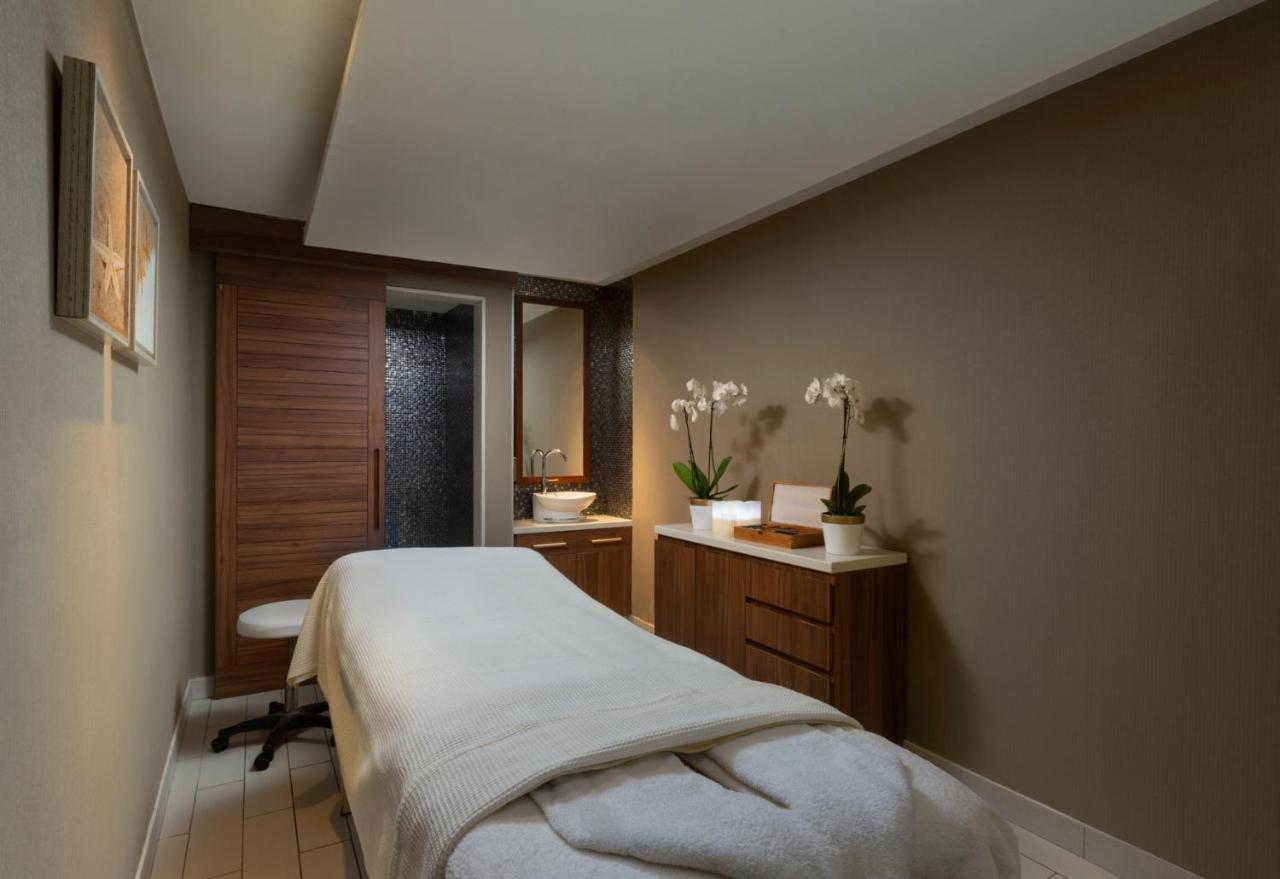 Nevo By Isrotel Collection Ein Bokek Luaran gambar Treatment room at The Spa at The Dorchester